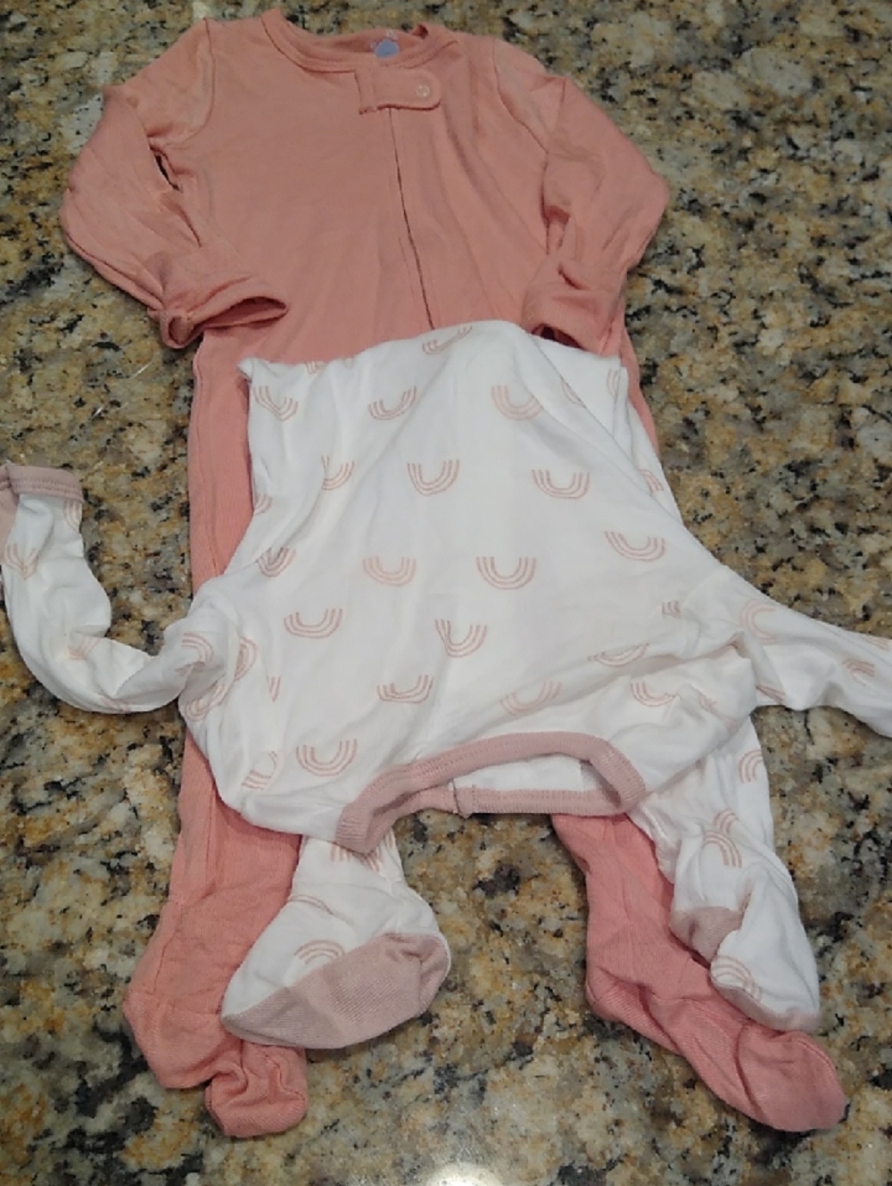 cloud island Peach and White Rainbow Footie Set Size 6-9M.